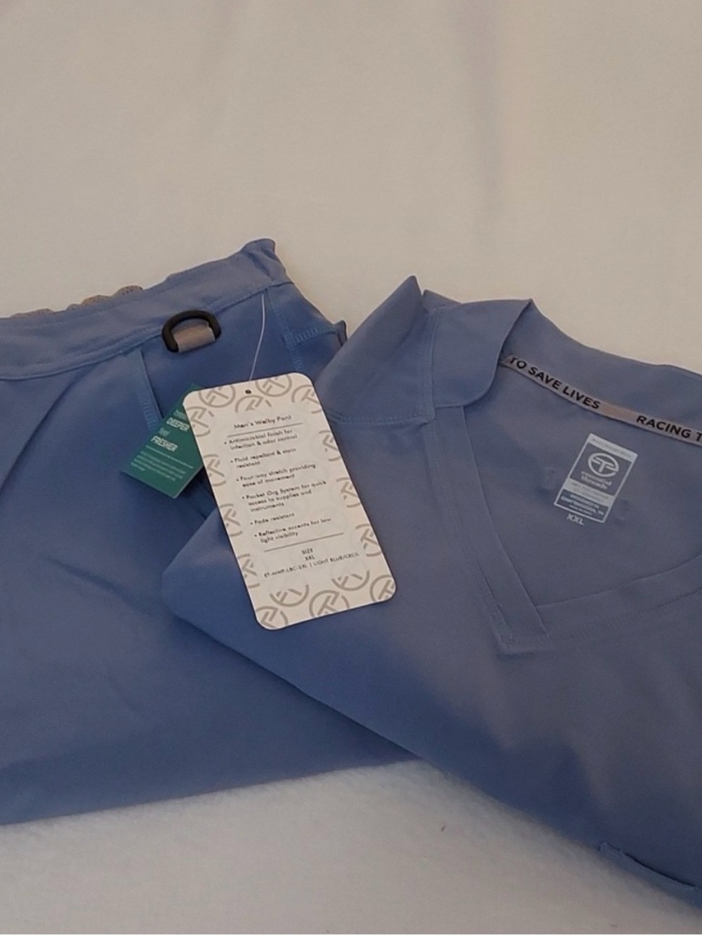 Essential Threads Men’s Professional V-Neck Welby Scrub set